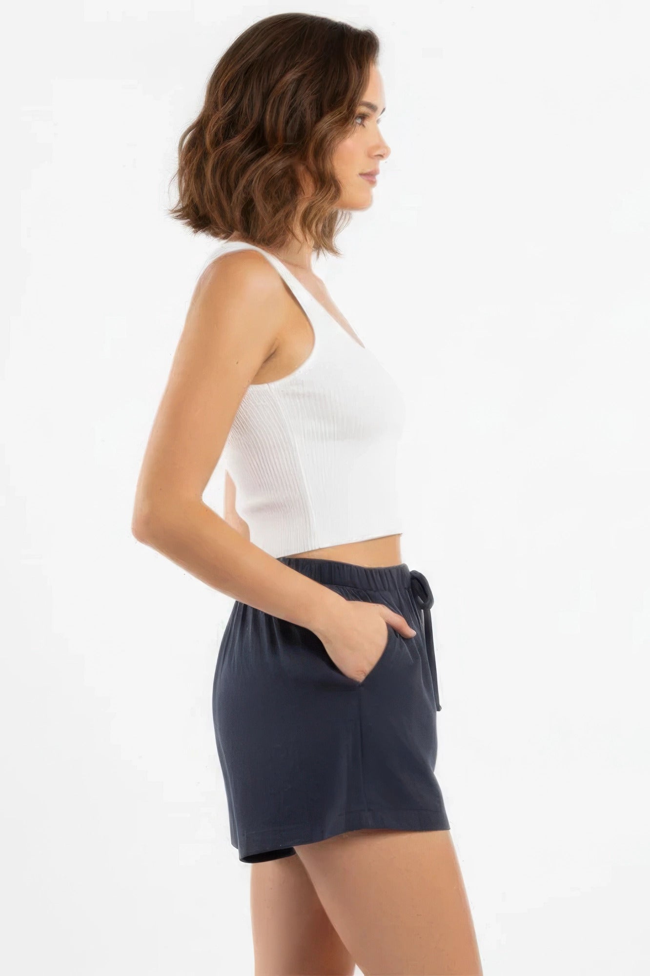 Cotton comfort shorts in navy with elastic waistband and side seam pockets